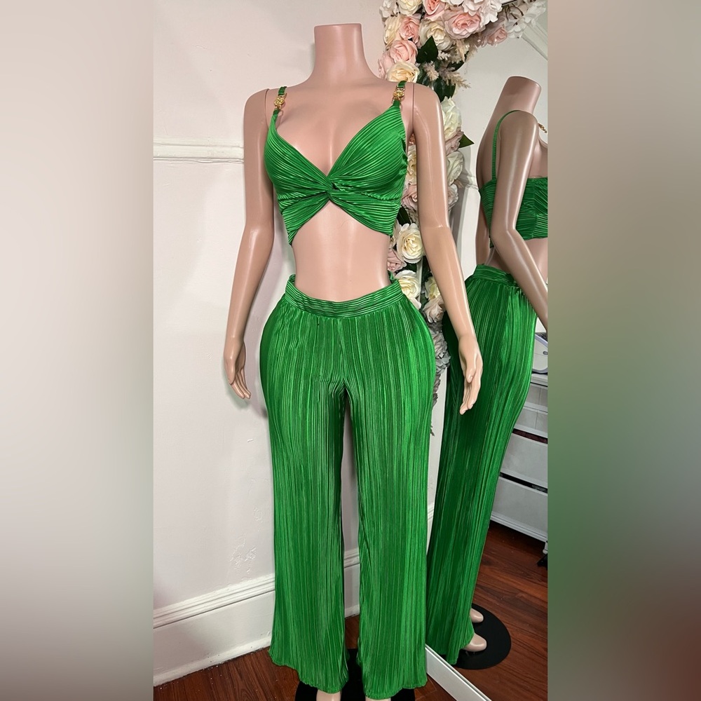 Green Women's set